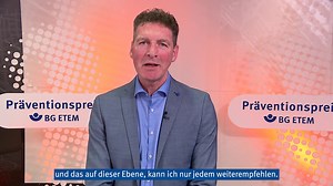Thomas Leutzgen, Nobo Automotive System Germany GmbH, freut sich über den Erfolg beim Präventionspreis 2022. Wenn Sie bald an seiner Stelle stehen wollen, reichen Sie bis 15.11. Ihre Bewerbung ein. Wir freuen uns auf Eure Ideen! Alle Infos auf: www.bgetem.de/praeventionspreis | BG ETEM | Facebook