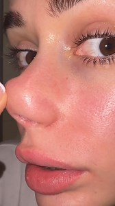 2.3M views · 11K reactions | No es magia, es ciencia coreana.  Este aceite limpiador disuelve el sebo, destapa poros y arrastra los puntos negros… ¡hasta los ves salir mientras masajeas!  Tu piel más limpia que nunca, sin esfuerzo. | Lunaris Boutique | Facebook