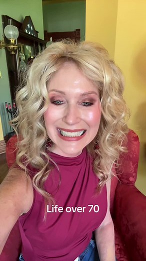 #over70club #maturebeauty #over70women #maturewomenoftiktok #obagi #nofilter #matureyoutuber #olderwomen #proaging #proagingmovement