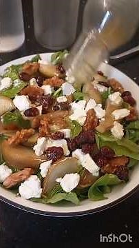 pear 🍐 salad with spinach Arugula and feta cheese #salad #recipe #pear salad