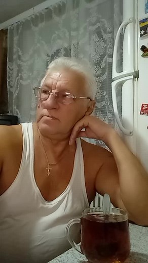 Exploring Simple Moments in the Kitchen