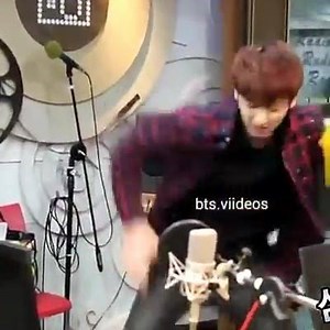 179K views · 1.8K shares | พี่จินน่าเดินเข้ามาปกติสุดละ  บังทันนี่มีทุกรูปแบบจริงๆ Cr.bts.viideos Via.IG | BTS Siam 99.99% | Facebook