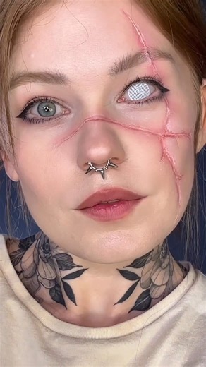 A quick and easy scar makeup tutorial! 🖤 #makeuptutorial #makeup #halloween #sfxmakeup | Jo Steel