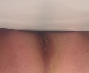 Stinky pre-poo farts with messy snake!!