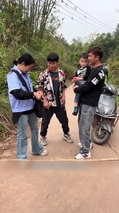 Nâng cao cảnh giác với những đối tượng lạ hoạt động ở những vùng thôn quê | Ruben Orozco