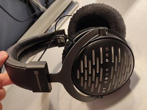 Beyerdynamic DT 1990 Pro