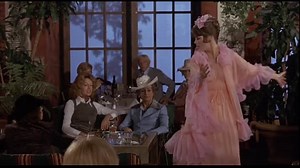 Fun with Dick and Jane (1977) George Segal, Jane Fonda