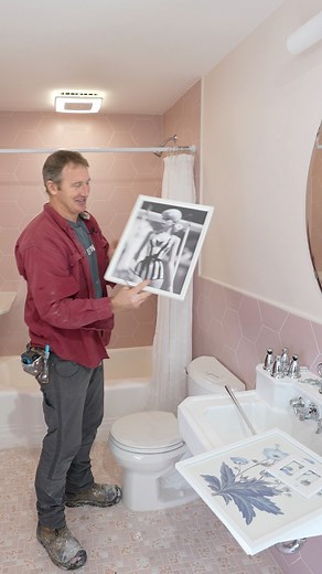 Demoing the Barbie Bathroom 😢😢 #diy #tile #bathroomremodel #bathroomremodelingteacher | Bathroom Remodeling Teacher