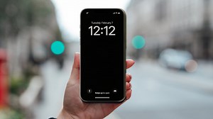 ¿Qué significa ver en el reloj las 12:12? “La última hora espejo”, según la IA