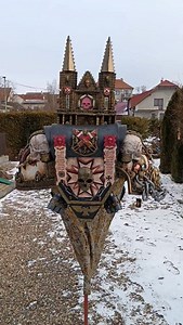 Improved helmet and backpack. A few details on the cathedral. #cosplay #warhammer #40k #armor #templars | Jan Ohanka