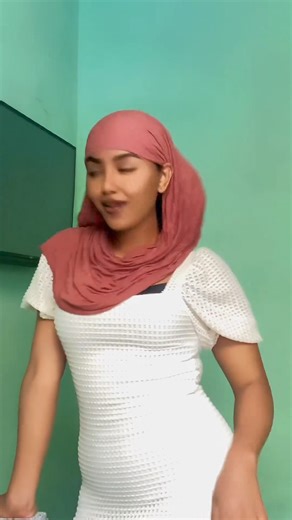 11K views · 199 reactions | I'm single girl and want to marry. Please contact me here https://play.google.com/store/apps/details?id=bonik.boniwin.com | Ethiopian Single Girls | Facebook