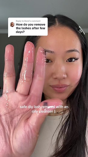 Safe DIY Lash Removal with Oil Cleanser