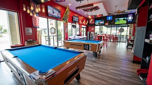 'In the Dog House' isn't a bad place to be at this Tavares restaurant