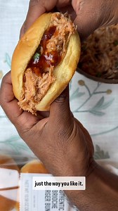 MEAL DEAL ALERT! 🚨 Try before you buy - then save when you do! Stop by from 10AM-4PM and taste fresh Gourmet Garage Pulled Chicken and get a FREE Organic Girl salad (4-5oz) when you take Bowl & Basket brioche rolls and Gourmet Garage Pulled Chicken home today! Valid Saturday 3/29 Sunday 3/30. | ShopRite