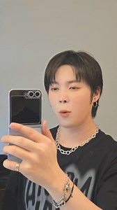 1K views · 126 reactions | I LOVE YOU ( ˶'ᵕ'﫶)  https://bit.ly/3ZSH9wB #베리베리 #VERIVERY #VRVR #연호 #YEONHO | VERIVERY | Facebook