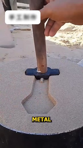 Creating strong parts with sand casting #MetalCasting #SandMold #CraftingMetal #TraditionalSkill #MoltenMetal | Vision Craft