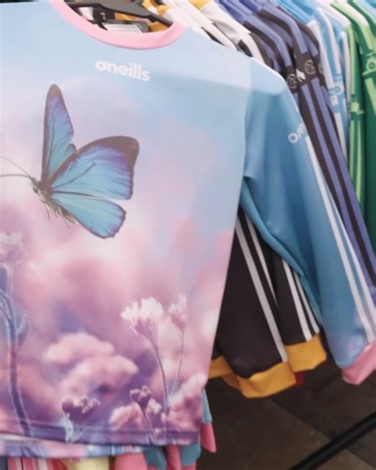 Are you heading to the Charleville Agricultural show this weekend?  O’Neills Sportswear will have a stand both Saturday and Sunday 朗 Visit us and shop our selection of shorts, tees, exclusive long sleeve ploughing jerseys and much more!  Charleville  Saturday 24th – Sunday 25th June ⏰ 9am – 6pm We’ll see you there! | O'Neills Sportswear | Facebook