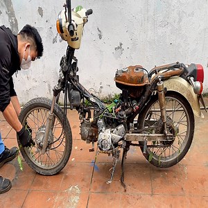 Amazed By The Perfect Restoration Of The Honda Cub Motorbike | Woodworking Skill