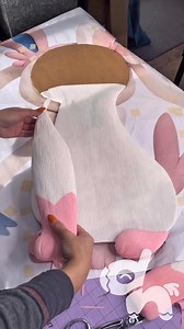 14K views · 2.1K reactions | Sylveon/Pokémon Piñata #sylveon #pokemon #pokemoncommunity #piñata #crafting #manualidades #pinatas #pinataspersonalizadas #fy #parati #diy | Dunia Noriega | Facebook