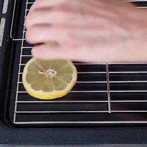 Cette recette a l’air si délicieuse et pourtant si simple à préparer… Et c’est justement parce qu’elle l’est ! @Ketchoupiefitness illustre avec brio la simplicité avec laquelle notre four vapeur NN-CS88 permet de cuisiner de nombreuses et savoureuses recettes originales en quelques étapes seulement. Choisissez, composez, faites chauffer, dégustez ! 😋 Découvrez-en plus sur les fonctionnalités de notre four vapeur juste ici : https://experience-fresh.panasonic.eu/fr/produits/microwave/nn-cs88/ | 
