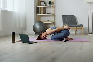 Woman Adult Home Training Health Mat Lotus Laptop Lifestyle Video Yoga Stock Photo - Image of indoor, lady: 281319884