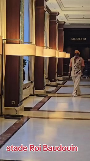 Stade Roi Baudouin: Paris–Bruxelles Clip Featuring Koffi Olomide