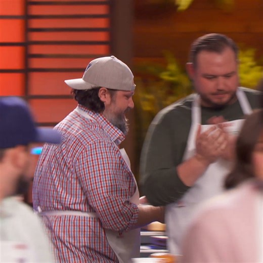 Who knew the Midwest could throw down fried lobster like that? 😍 | MasterChef