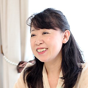 素敵な話は伝えていきたい！心に響く物語の朗読｜日高りえ