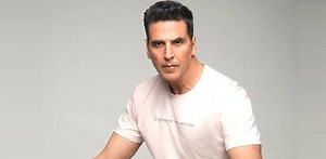 Akshay Kumar would 'act naive but had many girlfriends'; claims female co-star