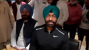 33K views · 408 shares | ਦਿੱਲੀ ਵਿਖੇ ਕਿਸਾਨ ਧਰਨੇ ਵਿੱਚ ਯੋਗਦਾਨ ਪਾਉਣ ਜਾਂਦੇ ਸਮੇਂ ਕਰਨਾਲ ਤੋਂ ਚੰਦ ਵਿਚਾਰ | Sukhpal Singh Khaira | Facebook