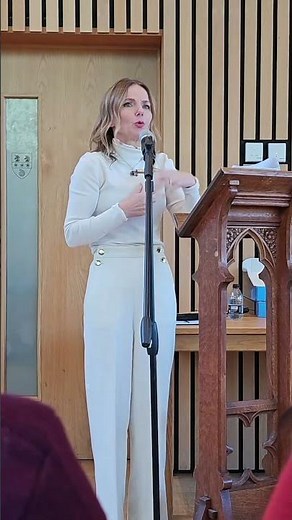 an audience with geri halliwell ‪@GeriHalliwell‬ ##gerihalliwell #spicegirls