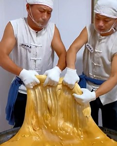 Let's see what's on the menu today 🥖😋 | Creative Bee