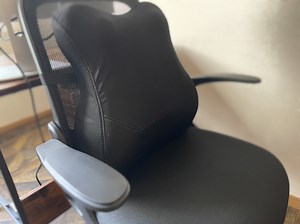 トラベルワーク | IKSTAR低反発クッションをレビュー！在宅ワークの背中を支えてほしい…