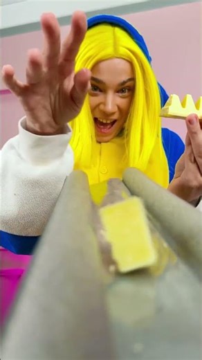 Best. Challenge. EVER. 🍬 Don’t Blink! 👀 #funny #candy