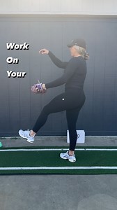 184 reactions · 17 comments | 奈 #balancechallenge —> how many pitches can you throw in a row like this? . Comment “Balance” and I’ll send you the details to enter the challenge! Winner gets a set of the Showtime Crazii Paisleys shown in this video 漏 . Good luck! #paisleyspitching #pitchers #challenge #balance #proathlete #softball #pitch | Paisleys Pitching | Facebook