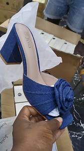 332 reactions · 18 shares | J'adore. 36 37 38 39 40 41. Prix 12000 Photos en commentaire Livraison partout en Côte d'Ivoire payante 07 48 94 94 57 | Royaume Fashion | Facebook