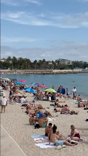 Cannes France: Cannes 4K Beach Escape - Sunbathing by the Riviera Shores