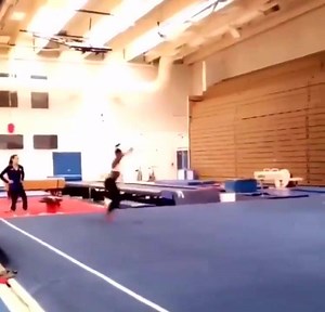 Simone Biles (USA) FX HUGE double layout!😍 IG Instagram: https://www.instagram.com/intlgymnast/ IG Twitter: https://twitter.com/intlgymnast | International Gymnast Magazine