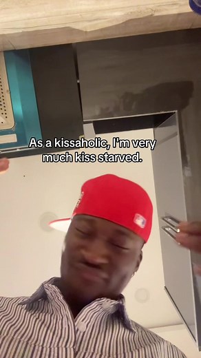 Kissaholic Confession: Signs You Miss Kissing
