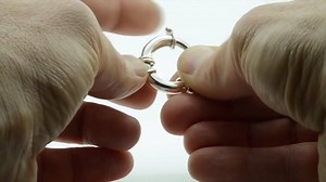 53K views · 315 shares | Incredible silver spring ring claps 朗 we love it ❤️ | I Love Jewelry | Facebook