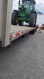 FULL SERVICE #tractor #johndeere #load #port #heavyequipment | GhostDog Hauling And Securement Specialized