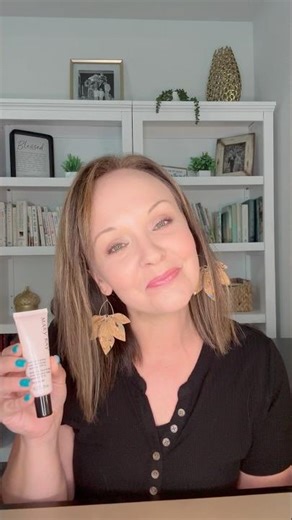 Mary Kay® Foundation Primer Sunscreen Broad Spectrum SPF 15