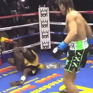 Blair Cobbs knocked Adrien Broner down in the 2nd round of their match! #knockout #knockdown #broner #Cobbs #woo | Boxeo PH