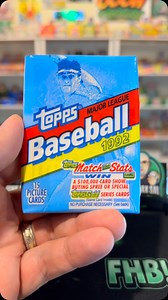 1992 Topps Baseball Pack #junkwaxsal #hotgarbage #junkwax #92topps #92toppsbaseball #baseball #packopening #sportscards | Junk Wax Sal