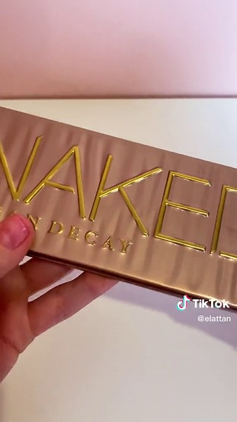 Urban Decay Naked3 Eyeshadow Palette Review