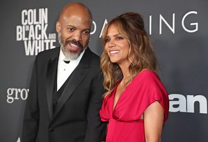 Halle Berry clears up confusion over 'wedding' photos