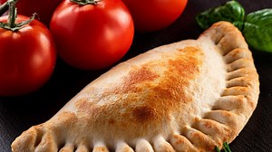 Leckerer als Pizza - Schnelle BLÄTTERTEIG Calzone