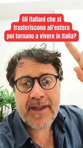 🧳 Quanti italiani si sono trasferiti all'estero negli ultimi 5 anni? ✈️ E invece quanti italiani che vivevano all'estero sono tornati a vivere in Italia? ➡️ In questo video vi mostro tutti i dati ufficiali rilasciati dall'ISTAT. 🖋️ Fatemi sapere nei commenti cosa ne pensate di questi dati. #trasferirsiallestero #italianeallestero #tornareacasa #italia #istat | Stefano Piergiovanni