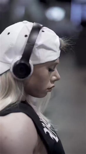 Strong female bodybuilder 💪🔥🔥❤️ . Official account:) @fit_fitness13🎯 . Follow me :) https://youtube.com/@fit_fitness13 Follow me:) https://instagram.com/fit_fitness13?igshid=MzNlNGNkZWQ4Mg== . #womensfitness #fitness #fitnessmotivation #womensbodybuilder #womenworkout #gym #womenbodybulding #fitnessjourney #femaleathletes #crossfitathlete #fitfitness13 #bodybuilding #gymmotivator #gymworkout #womensupportingwomen #womenbodybuilding #gymlife #fitfitness13 #femalemuscle #strongfit #girlsliftin