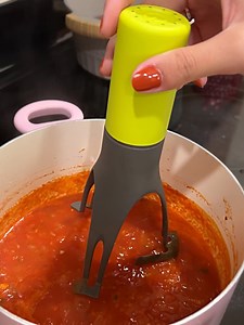 Comprei um ASSISTENTE de cozinha portátil | Leandro e Poli Landim